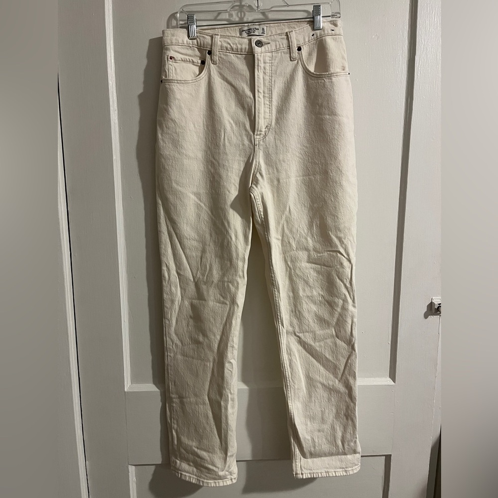 Abercrombie & Fitch Off-White Ankle Straight Jeans